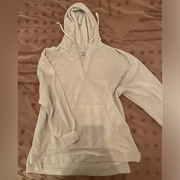 Old navy sweater - Picture 1 of 2